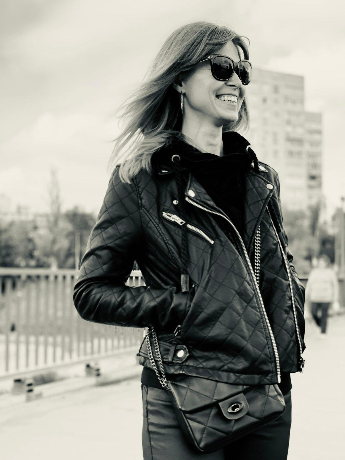 Oversized leather jacket with sunglasses